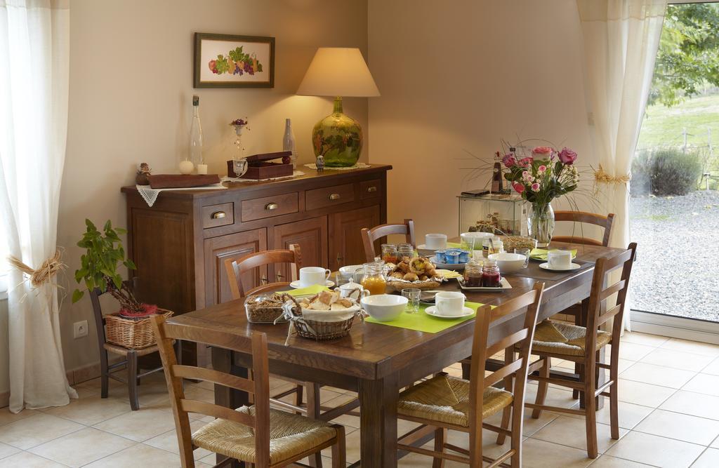 Pollionnay La Bergerie Bed & Breakfast エクステリア 写真