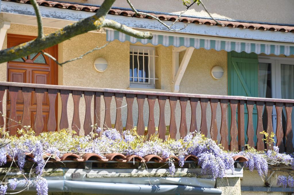 Pollionnay La Bergerie Bed & Breakfast エクステリア 写真