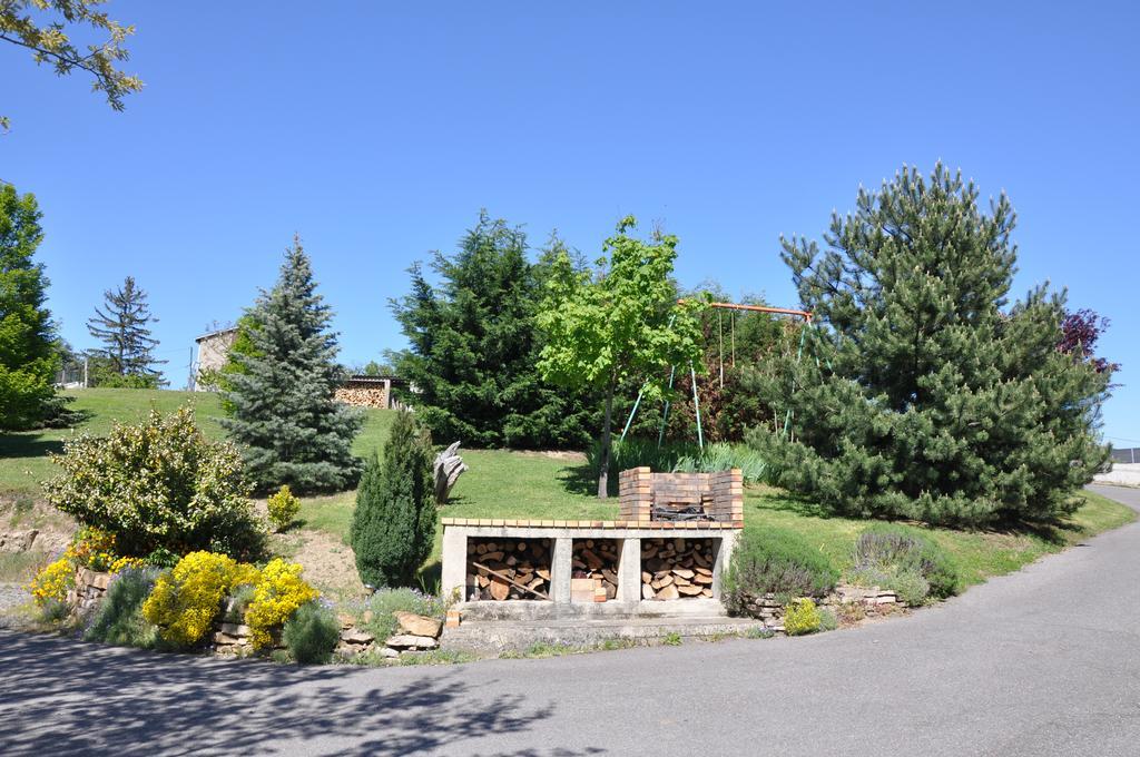 Pollionnay La Bergerie Bed & Breakfast エクステリア 写真